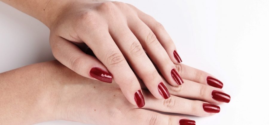 Маникюр кому за 40: модные ногти!