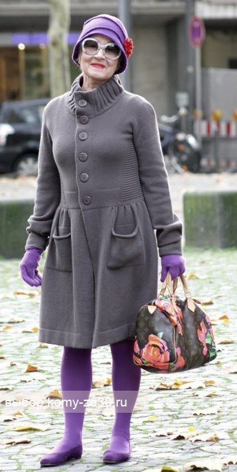 И снова - яркие аксессуары + сумочка в русском стиле И снова - яркие аксессуары + сумочка в русском стиле