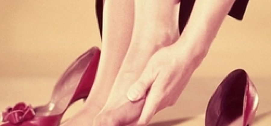 Отек ног летом: как бороться?