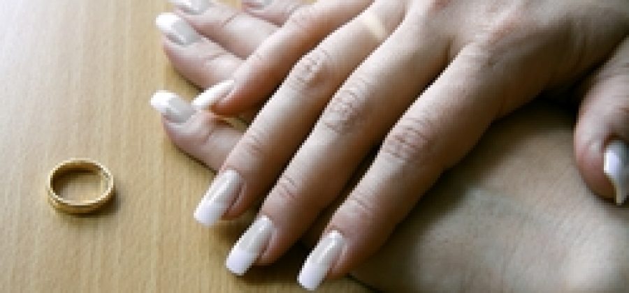 Почему отекают пальцы на руках?