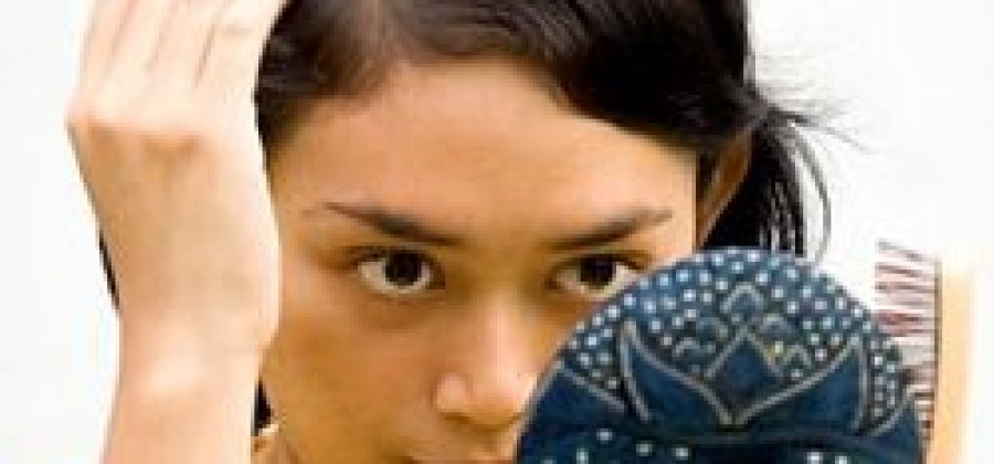 Почему возникает облысение у женщин?