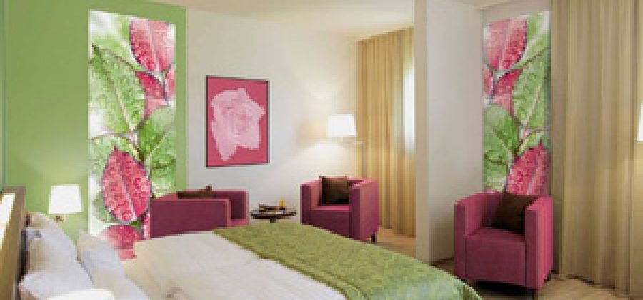 Как правильно выбрать фотообои в спальню