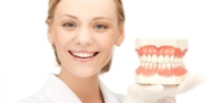 Как проводится художественная реставрация зубов?