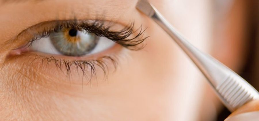 Как сделать красивыми брови после 40 лет?