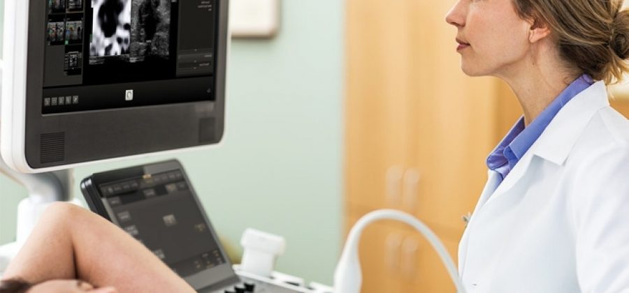 Какое обследование выбрать для груди — маммографию или УЗИ?
