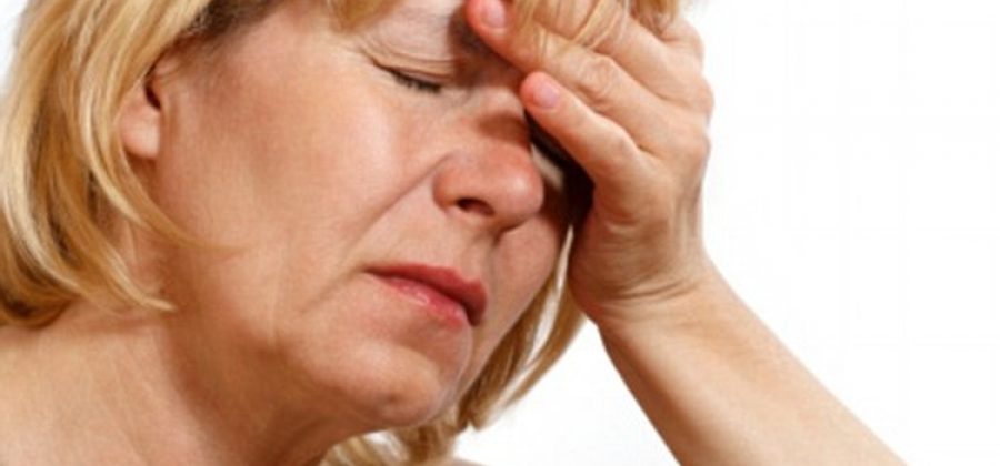 Какие средства точно помогут от приливов и потения в менопаузе?