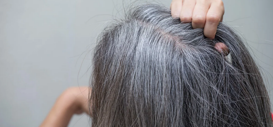 7 особенностей ухода за седыми волосами без окрашивания