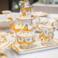 Какую посуду из фарфора выбрать: эстетика, качество и радость от каждого приема пищи