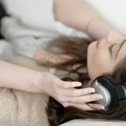 Почему удобно слушать музыку онлайн