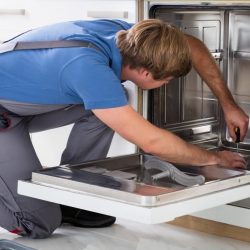 Когда нужен ремонт посудомоечных машин: признаки, причины и рекомендации