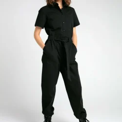 Комбинезон вместо леггинсов: когда цельный крой работает лучше