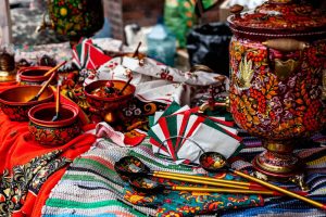 Выездной кейтеринг с русской народной кухней: традиции на современном мероприятии