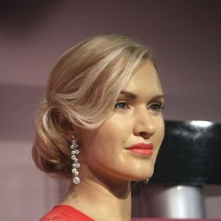 50-летняя Кейт Уинслет призналась, что любуется каждой морщинкой на своих руках