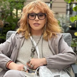 Билет в один конец: новая песня Аллы Пугачевой стала личным признанием