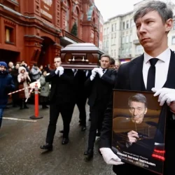 Был верен только Маяковке. В Москве простились с Анатолием Лобоцким