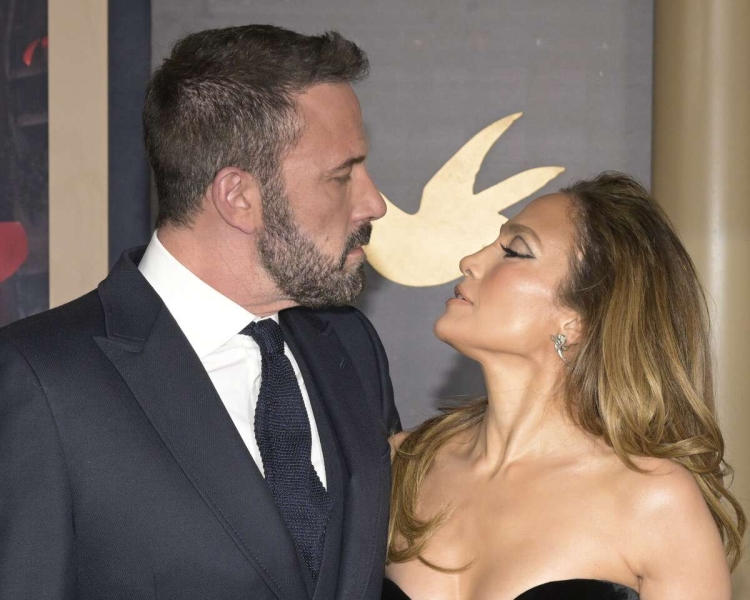 Дженнифер Лопес и Бен Аффлек воссоединились ради воскресного обеда