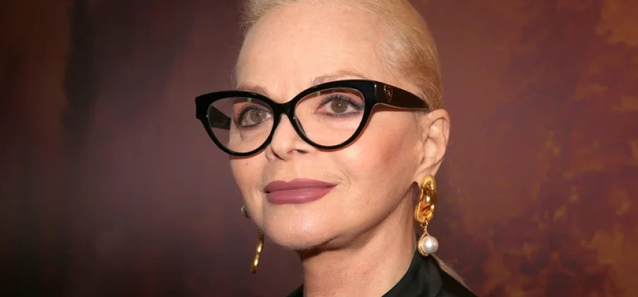 Лариса Долина съехала из квартиры Полины Лурье — видео