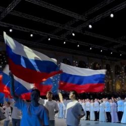 Майданов: рекорд единовременного исполнения песни установлен на кадетском балу