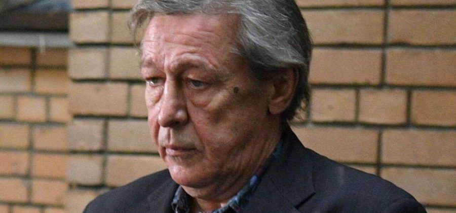 Михаил Ефремов зарегистрировал ИП в Москве