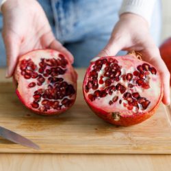 Назван продукт, способный спасти после новогоднего застолья