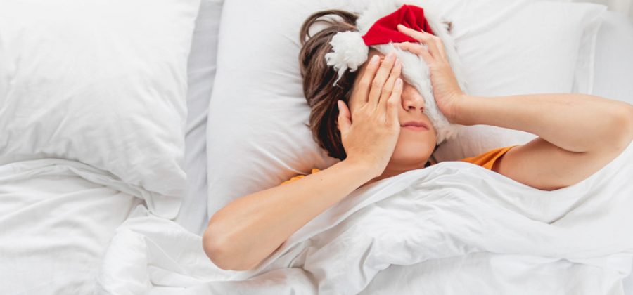 Названы «продлевающие страдания» методы борьбы с похмельем в Новый год