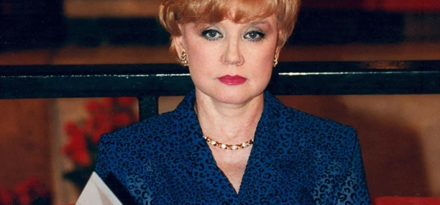 Правила жизни Веры Алентовой: «За отношениями, тем более в семье, нужно ухаживать, как за цветами»