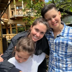 Прилучный больше не будет судиться за сына, но общаться с Тимофеем и Мией стал меньше