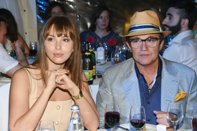 «Слов нет, одни эмоции!»: воссоединение Дибровых после скандального развода взорвало Сеть