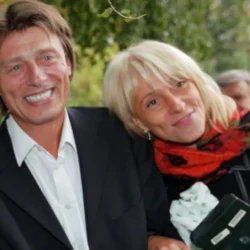 Сын-сиделка и дочь-курьер. Какую семью скрывал Анатолий Лобоцкий