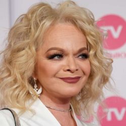 Теперь официально: Лариса Долина прошла психиатрическую экспертизу