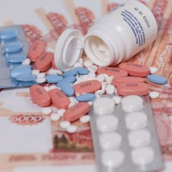 Терапевт поставил точку в споре о допустимой просрочке лекарств