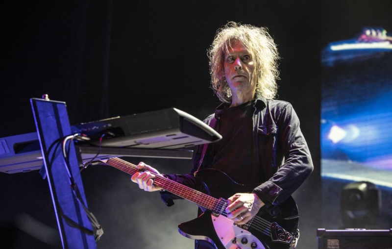 Умер гитарист и клавишник The Cure Перри Бэмоунт