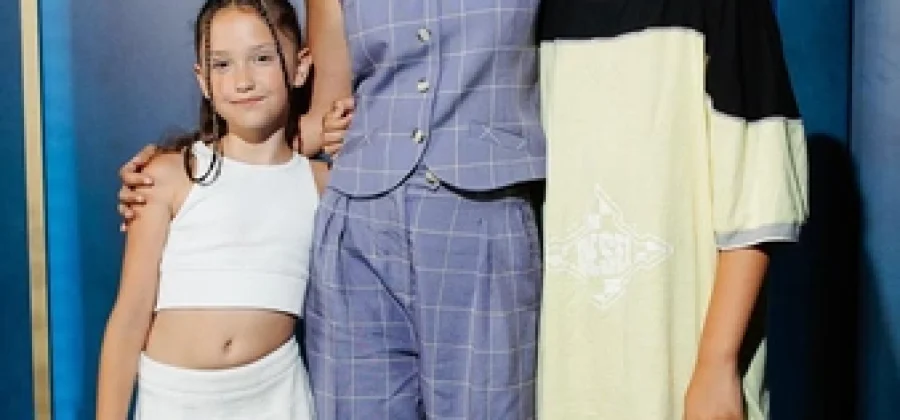 Уставший Дранга и счастливый Тимофей: Муцениеце показала, как ее семья готовится к праздникам