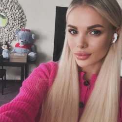 В Москве пропала модель — спустя 2 недели ее нашли в больнице зверски избитой