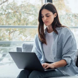 Все возрасты покорны: как выбрать контактные линзы в зависимости от возраста и ваших потребностей