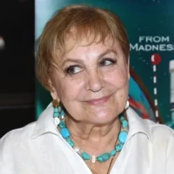 «Зрителю нужен позитив». Татьяна Судец рассказала об учителях и учениках