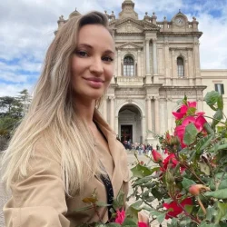 Блогерша умерла после увеличения ягодиц — ради операции она прилетела в Москву из Италии