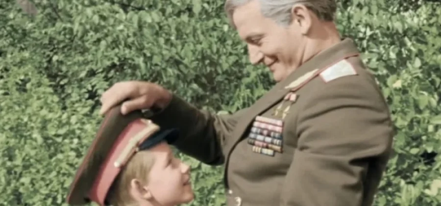 Испания на Ильинке, Минобороны в МГУ. Смотрите, где снимали фильм «Офицеры»