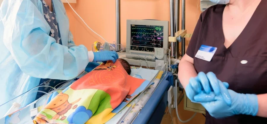 Можно ли было предотвратить трагедию со смертью 9 младенцев — ответ вирусолога