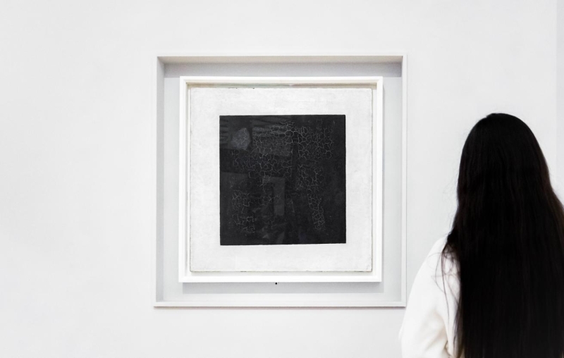 Плагиат или портал в другую реальность? История и легенды "Черного квадрата" Малевича