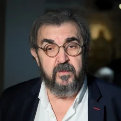 Рак забрал. Скончался ректор Школы-студии МХАТ Игорь Золотовицкий