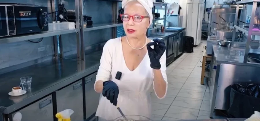 «Табаков предлагал продавать». Актриса Германова — о своем необычном хобби