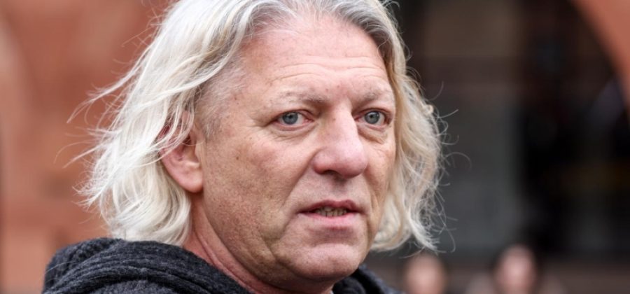 Умер режиссер Александр Олейников