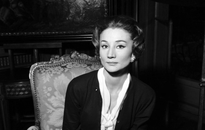 Умерла модельер Жаклин де Риб