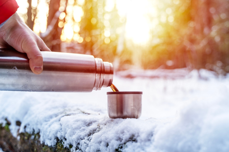 Врач назвала напитки, которые лучше всего согреют на морозе