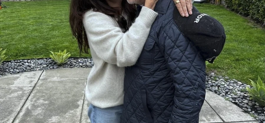 Жена неизлечимо больного Брюса Уиллиса решилась на откровенный разговор с подписчиками