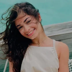 Аделия Петросян объяснила, как сережка сорвала ее прокат на Олимпиаде-2026