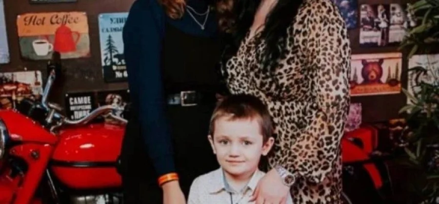 Дети экс-солистки группы «Воровайки» разбились насмерть, катаясь на санках