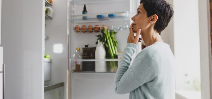 Диетолог ответила, когда правило «не есть после 18:00» может навредить