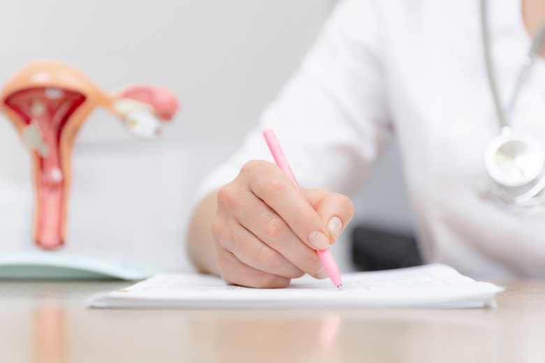 Гинеколог перечислила неожиданные причины сбоев в менструальном цикле